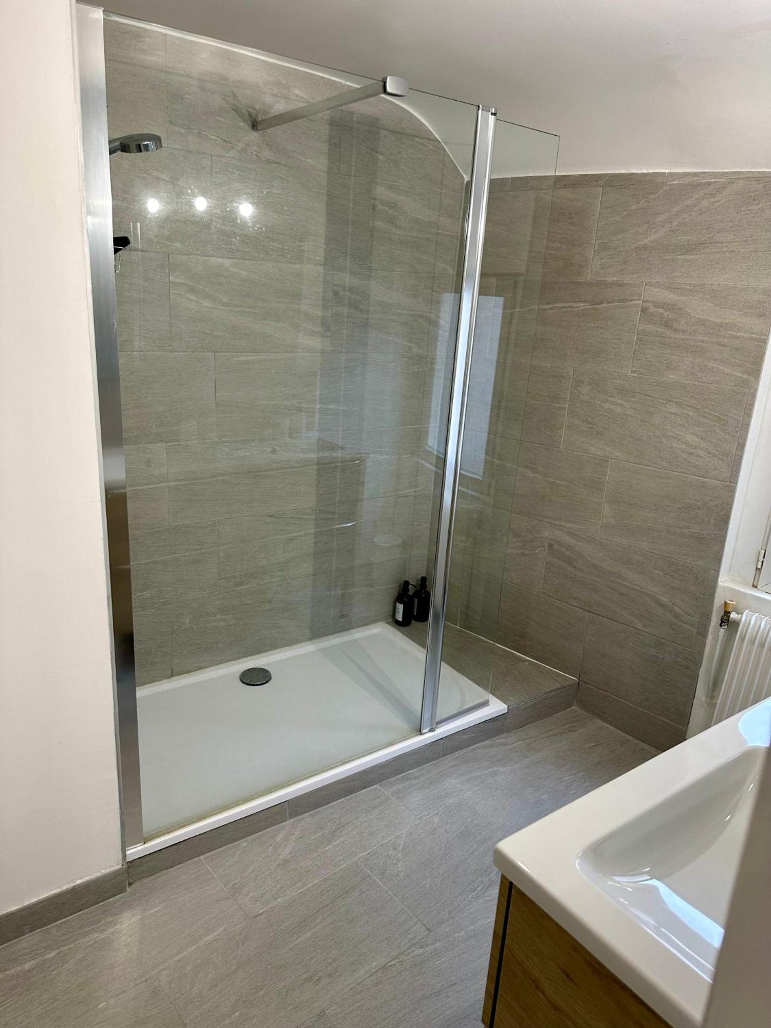 Maison Hyper Centre Jacuzzi Амбоаз Екстериор снимка